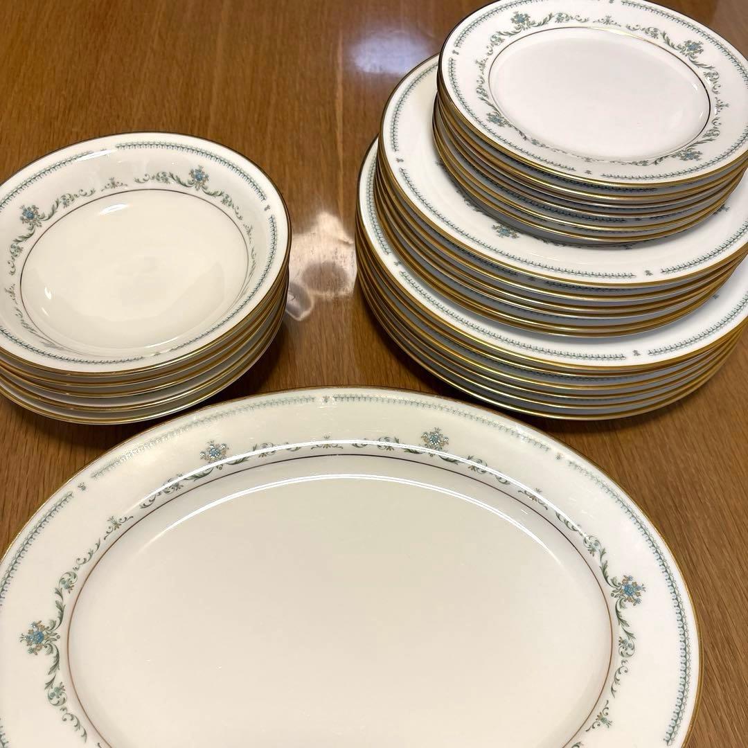 ノリタケ　アイボリーチャイナブレイクスリー　ディナーセット　まとめ売り