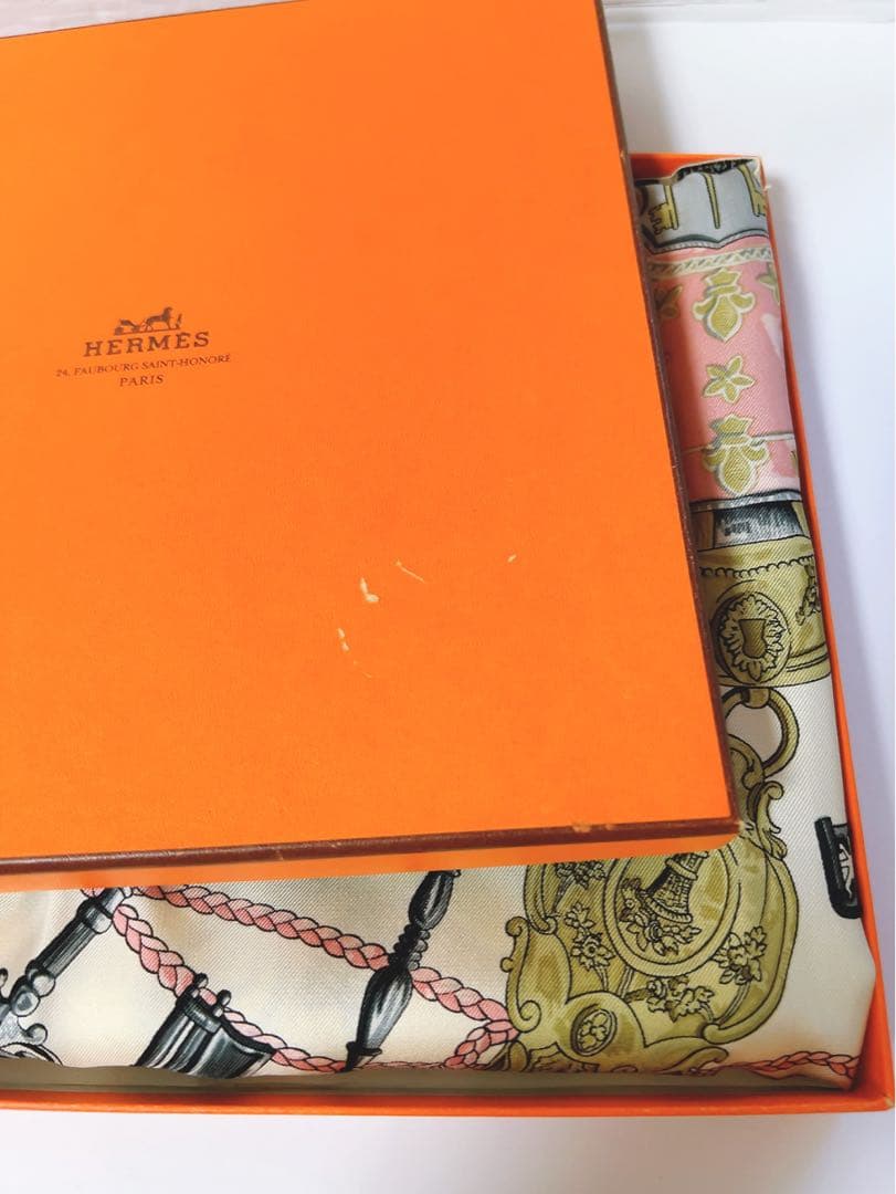 エルメス　HERMES LES CLES 鍵柄　カレ90 スカーフ