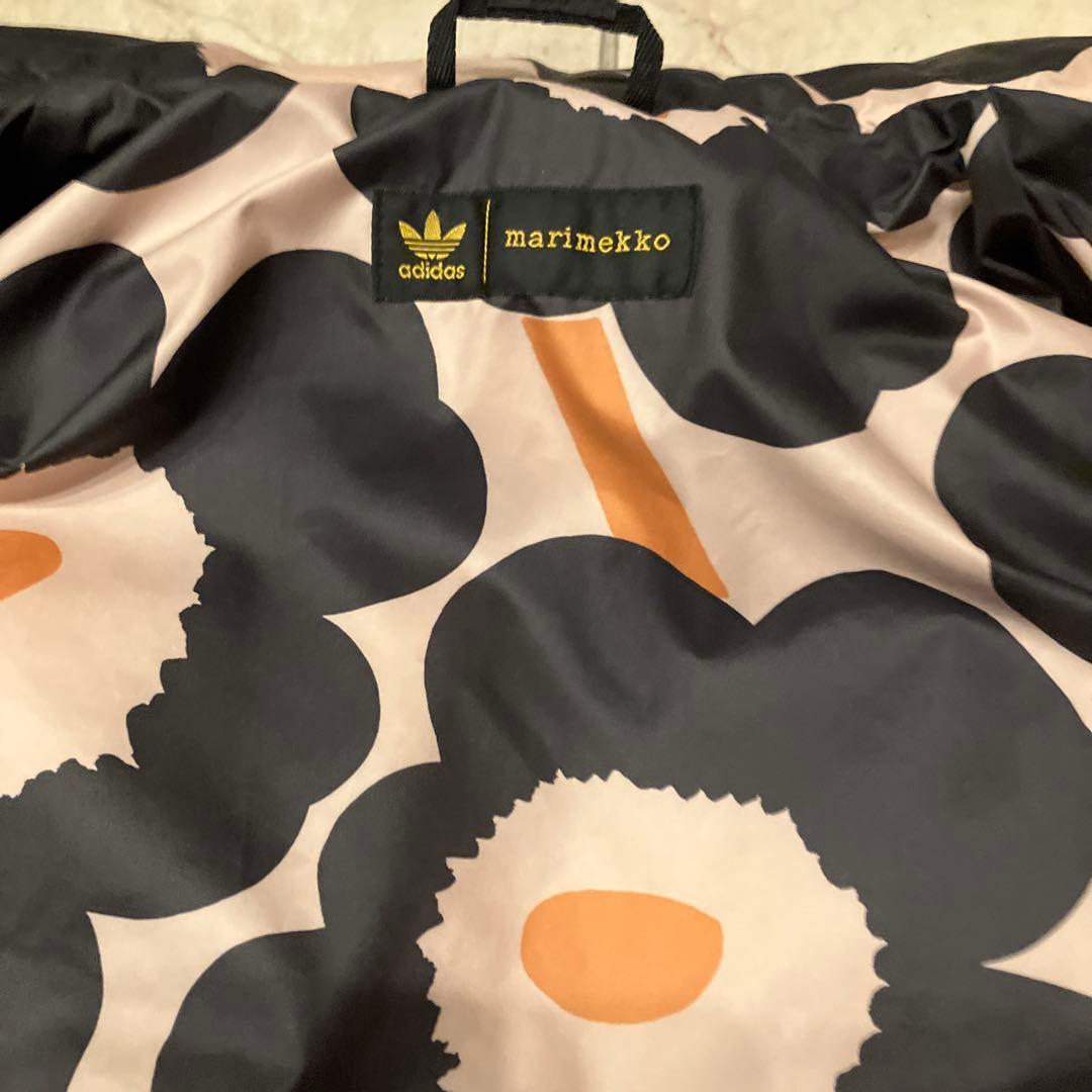 adidas marimekko コラボ ダウンベスト ブラック