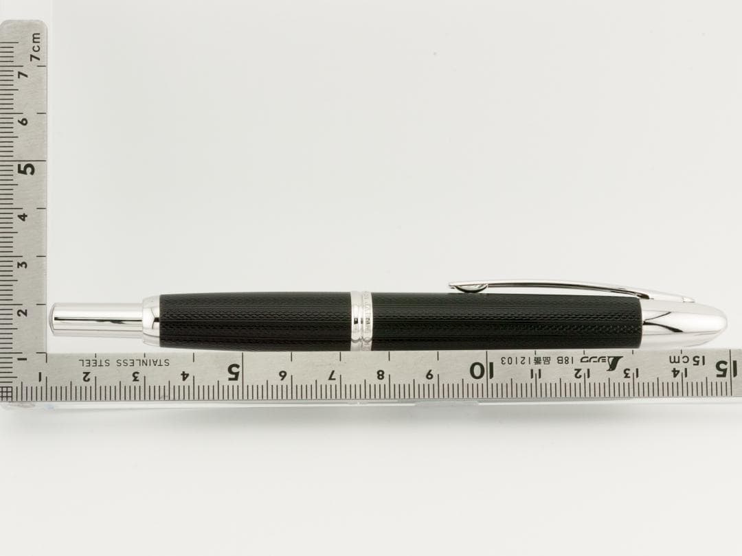 【希少　美品】PILOT（パイロット）　キャップレス　限定品　ネットブラック