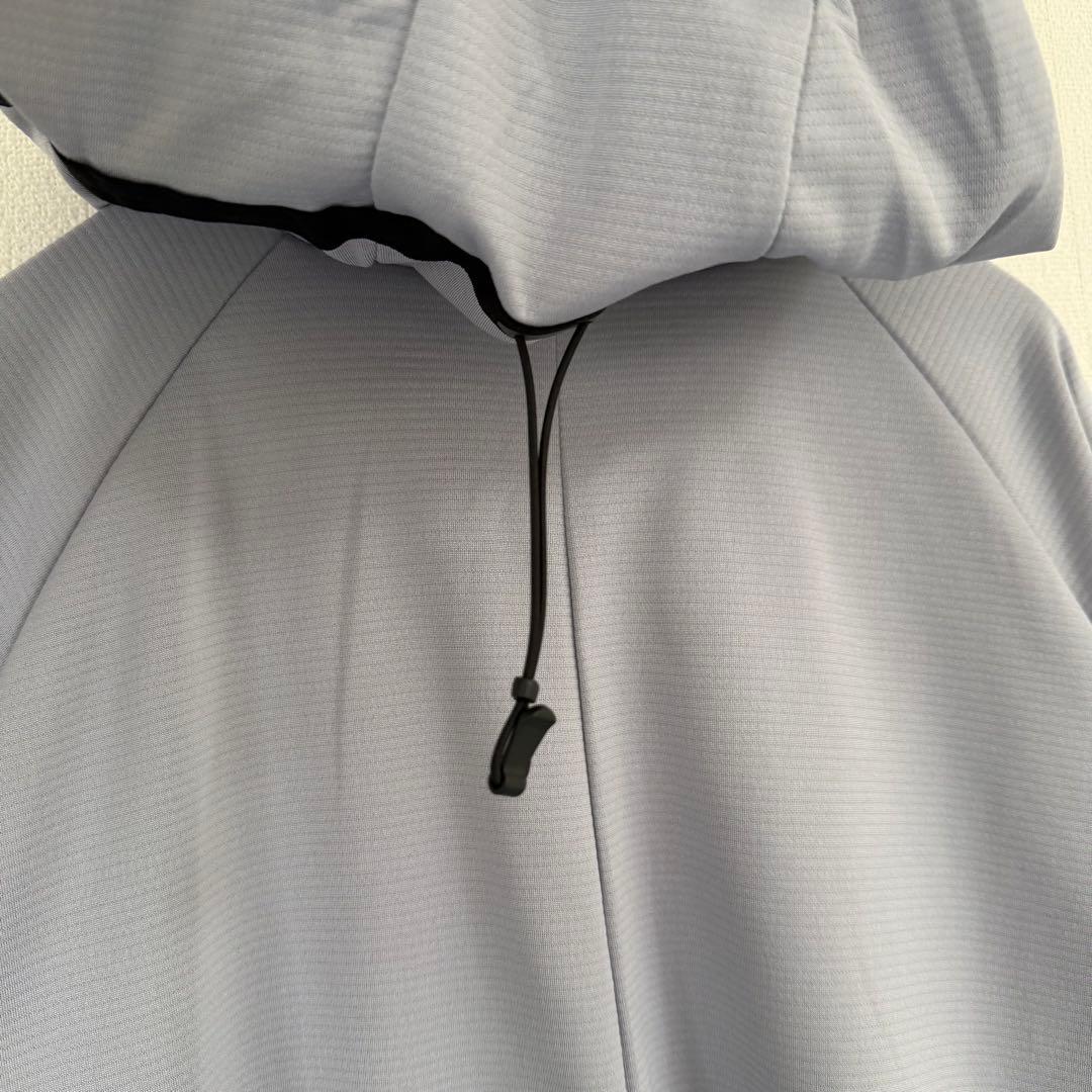 On Climate Zip Hoodie パーカー　陸上　ライトグレー　極美品