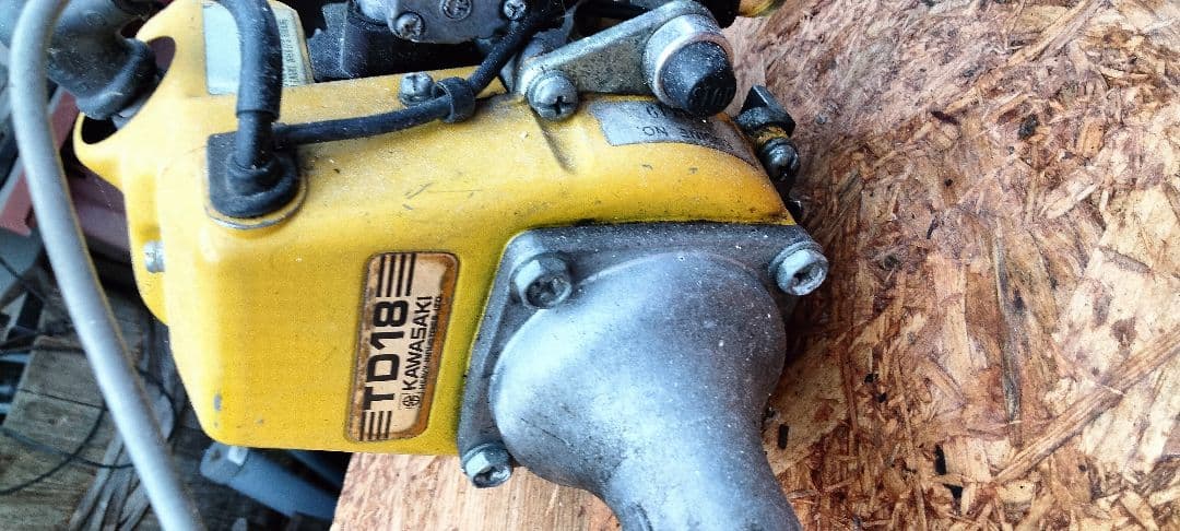 【京都市引き取り】刈払機　2台　部品取りに