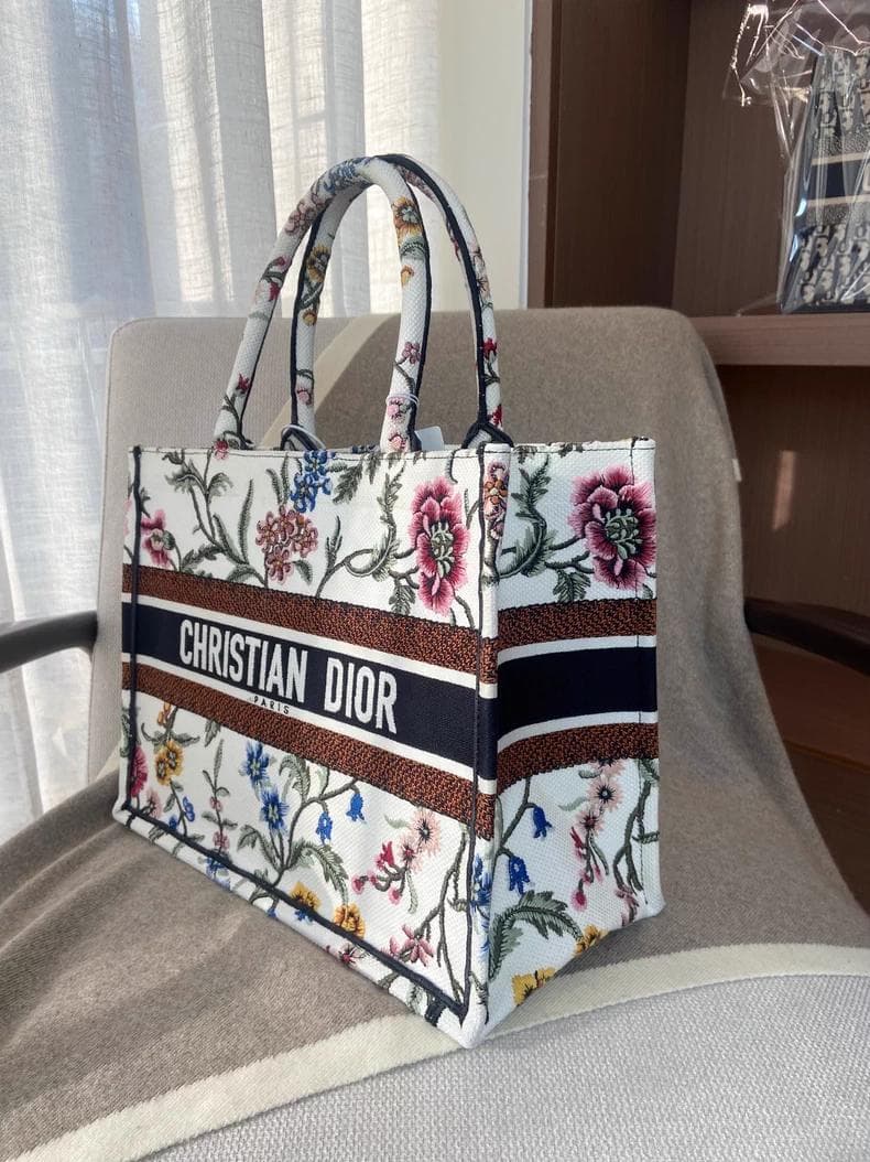 フローラル刺繍 ブック トートバッグ