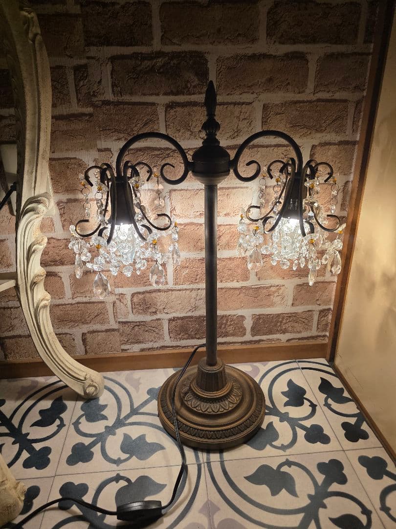 シャンデリアテーブルランプ