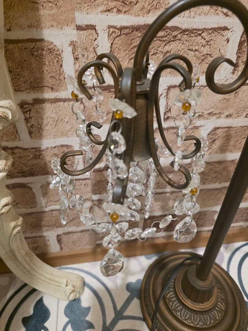 シャンデリアテーブルランプ