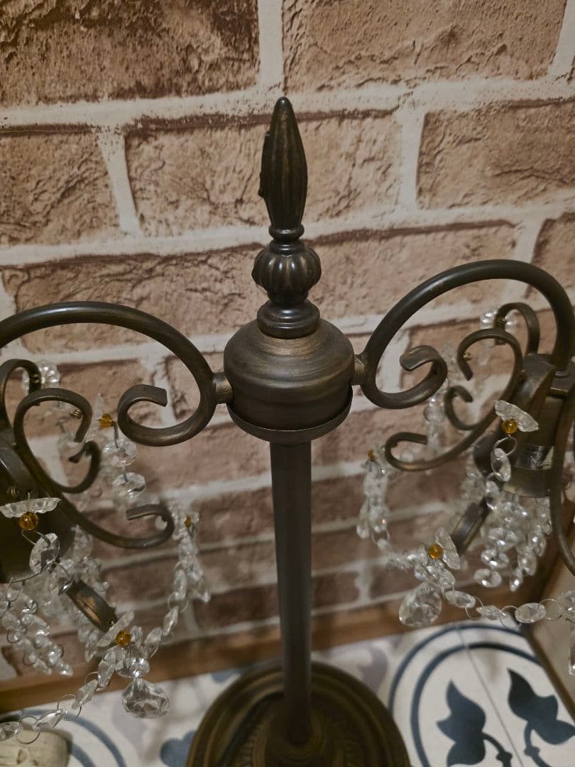 シャンデリアテーブルランプ