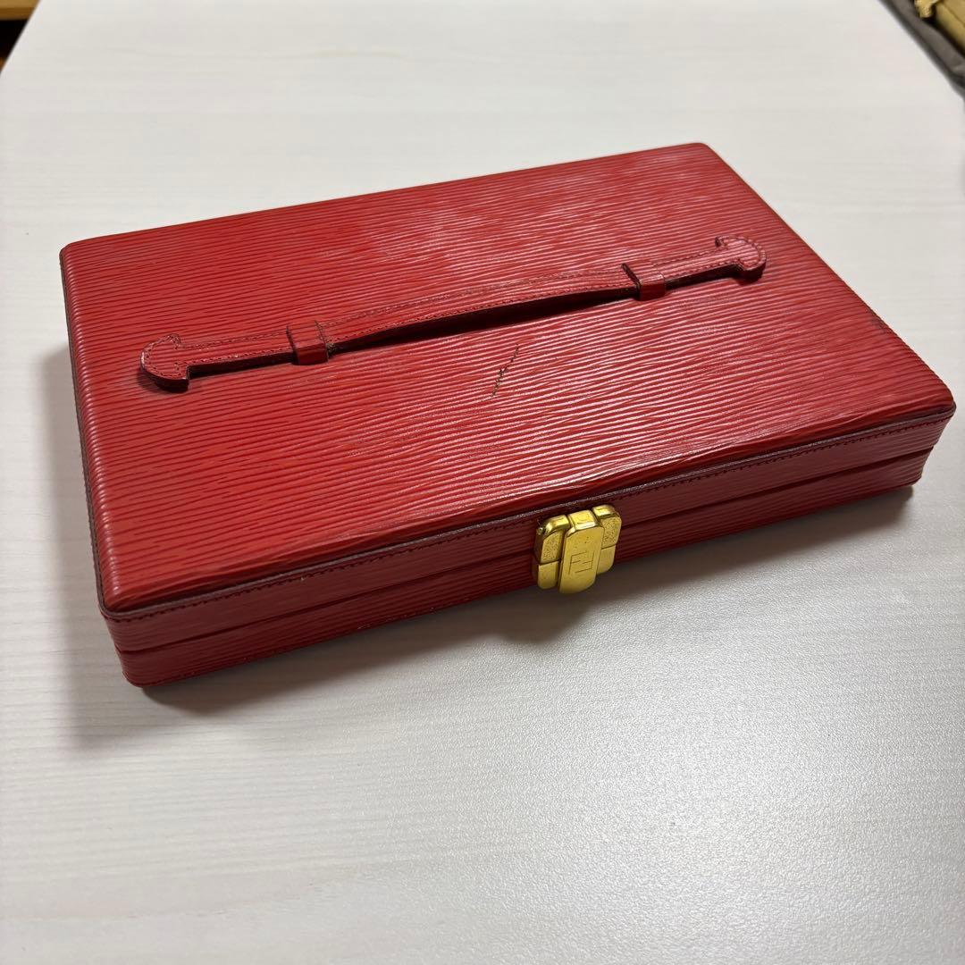 【レア】FENDIのヴィンテージレザーケース