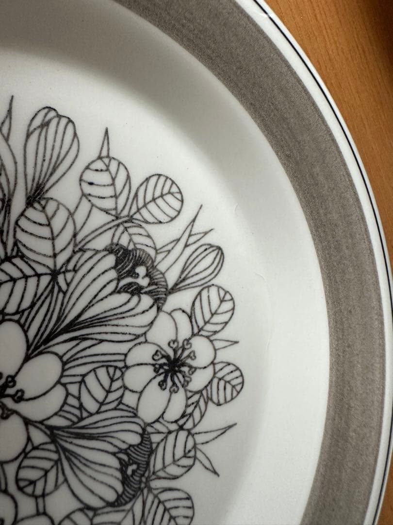 ARABIA krokus アラビア　クロッカス　ケーキプレート