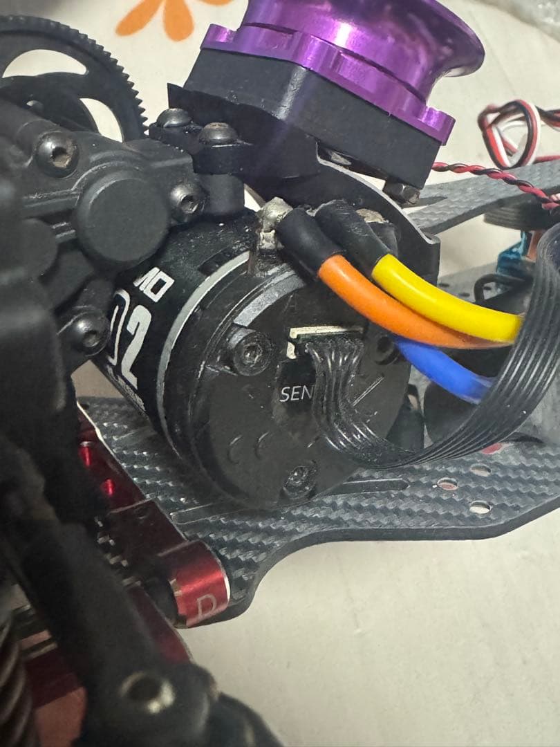 ガレージseek　 yd2eベースシャーシ カーボン仕様おまけ付き