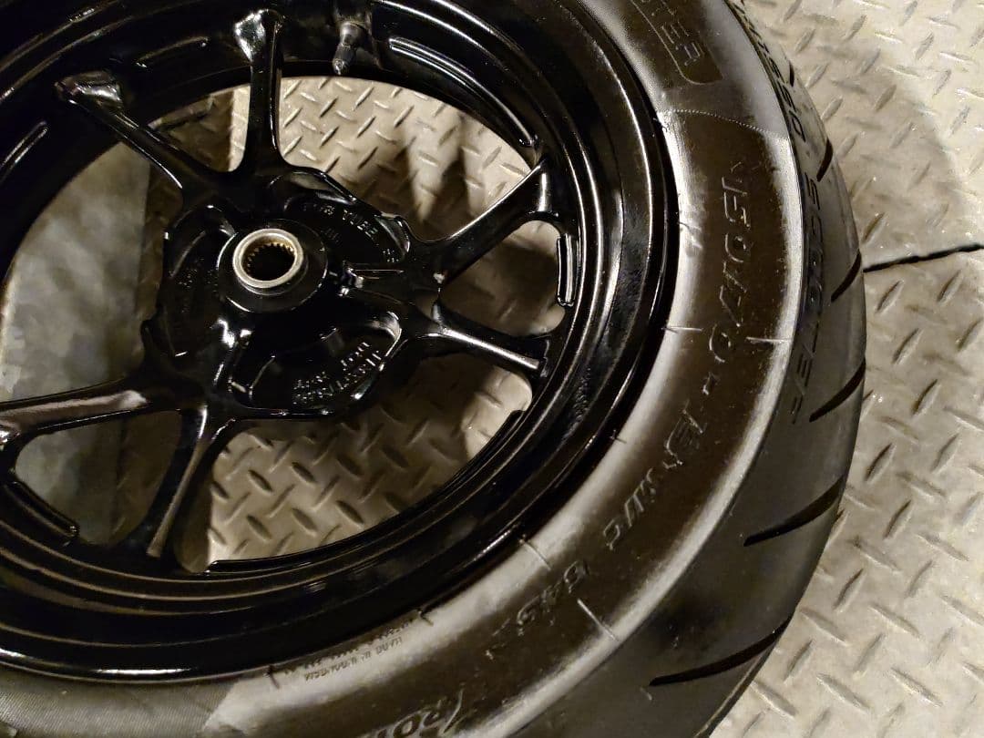 グリファス13インチ極太タイヤ BFV-F5338-00-P0キャストホイール