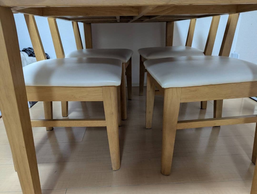 【ディズニー】ベルメゾン　ダイニングテーブル　セット