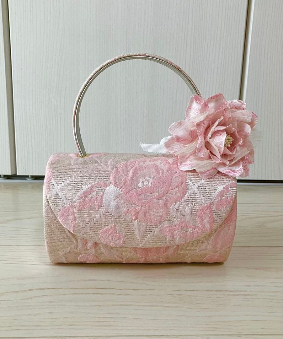 【再値下げ】振袖フルセット 花柄 ピンク系 白系