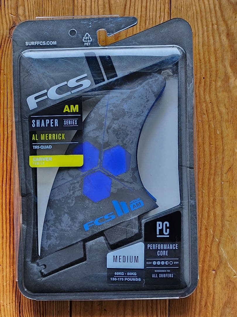 ＜新品・送料込み＞ FCSⅡ AM アルメリック ５フィン　M（青）