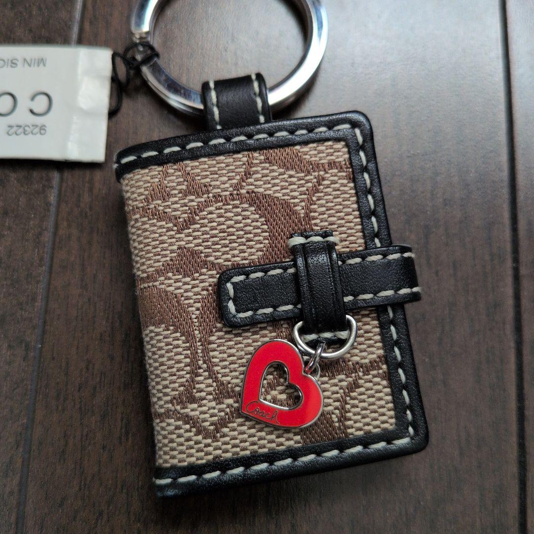 タグ付き新品　COACH ミニシグネチャーピクチャーフレームキーリング