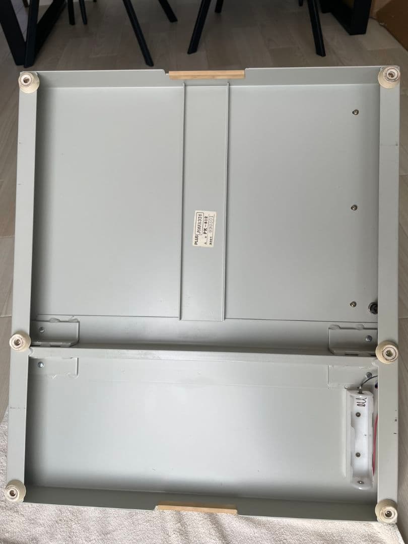 PLUS　手動裁断機　PK-512