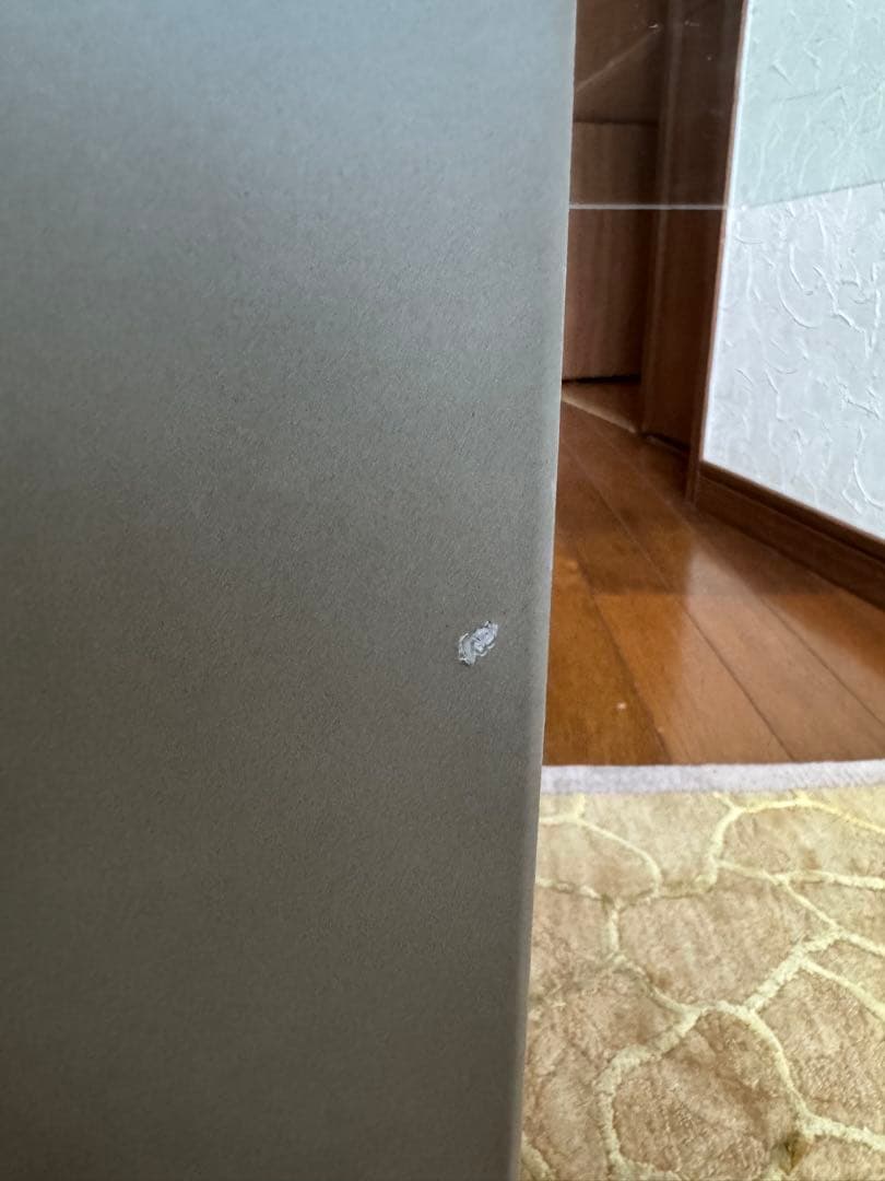 送料込み　moda en casa フライングテーブル ガラス コンクリート