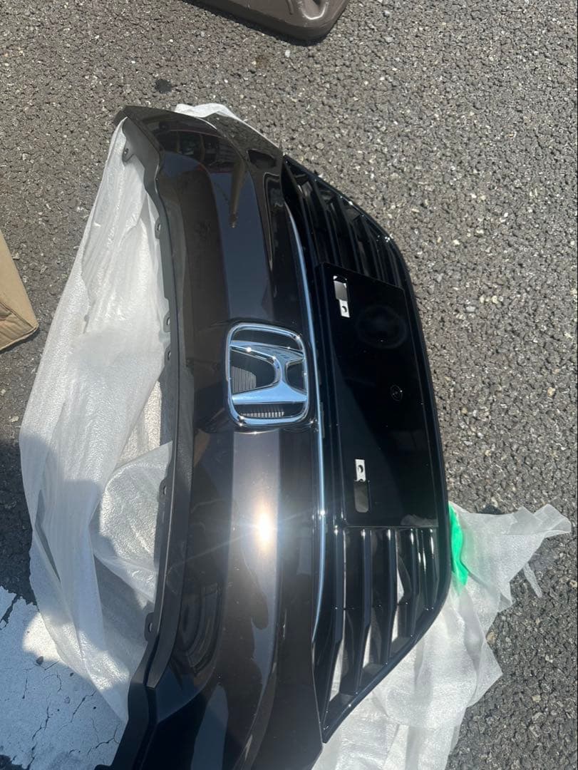Honda フロントグリル　ヴェゼル
