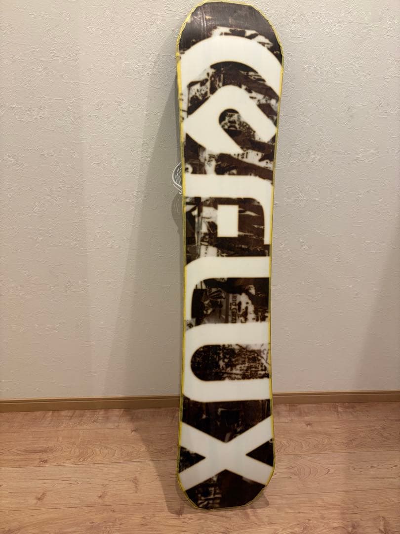 FLUX SNBD スノーボード ホワイト/ブラック　UNIONビンディング付