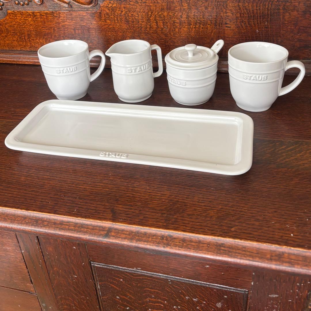 STAUB モーニングセット　マグ　ピッチャー　サンドイッチトレー　シュガー