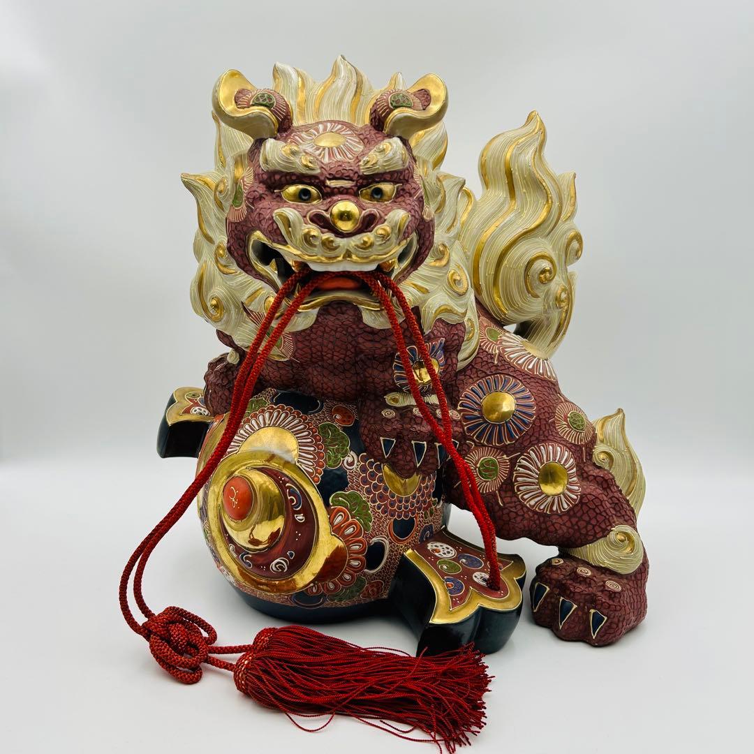 【九谷焼 獅子　打ち出の小槌 狛犬 置物 魔除け 縁起物 金彩】