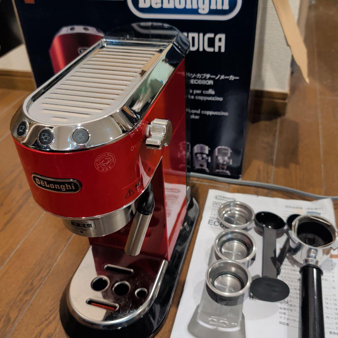 デロンギ　エスプレッソ・カプチーノメーカー　デディカ　EC680R
