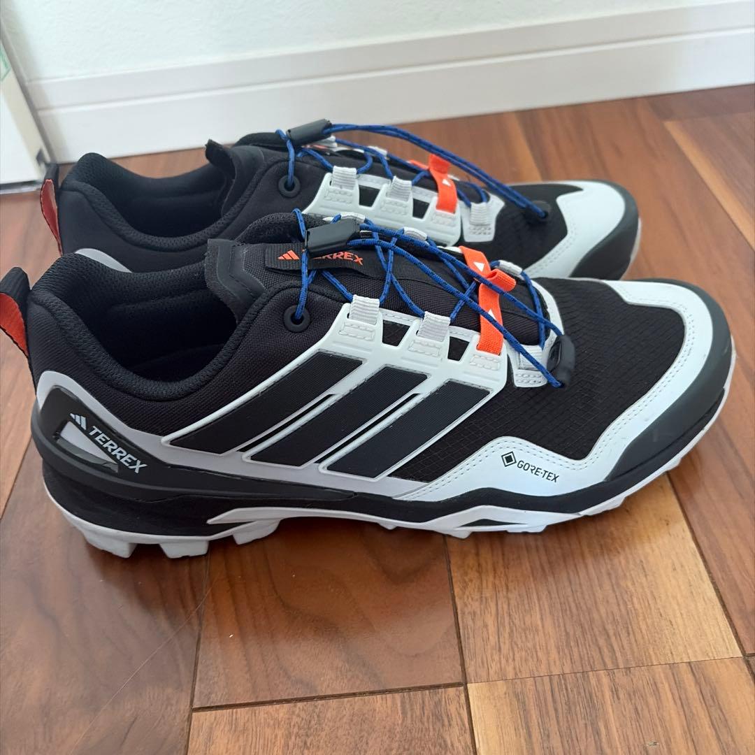 adidas テレックス スカイチェイサー GORE-TEX ハイキング