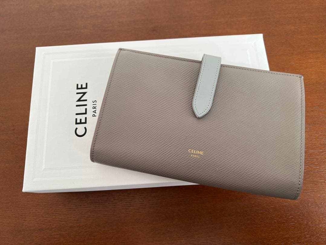 CELINE ラージストラップウォレット グレー