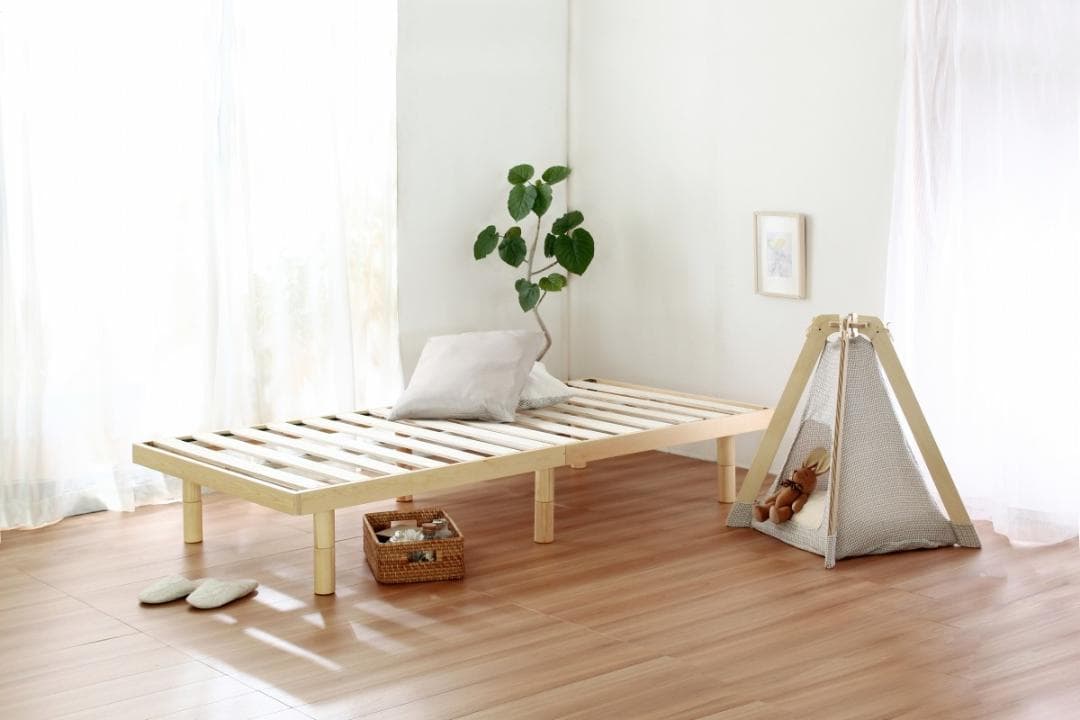 お買い得品！　高さ調節可能なすのこベッド【シングル　ナチュラル　フレームのみ】