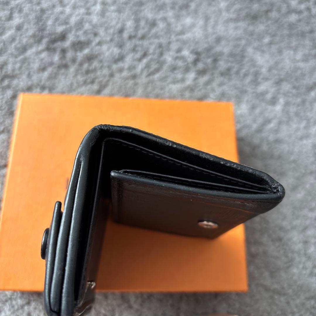 ルイヴィトン　モノグラム　シャドウ ディスカバリー　コンパクト　折り財布