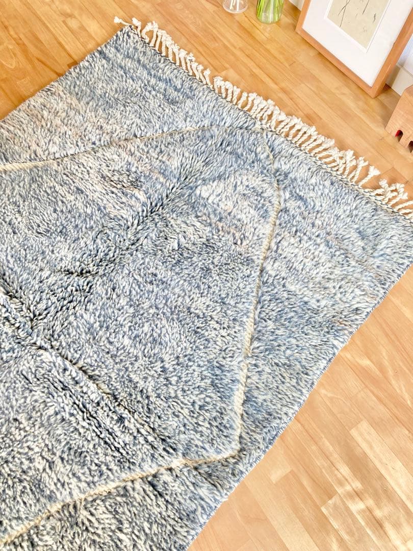 【新品美品】モロッコ ベニワレンラグ 手織り 一点物　ナチュラルインテリア