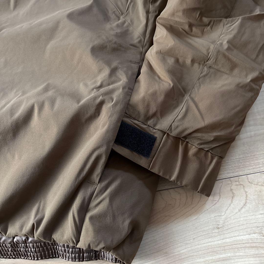 新品　オークリー　メンズ　撥水　軽量　中綿アウター　保温　ブラウン　XL