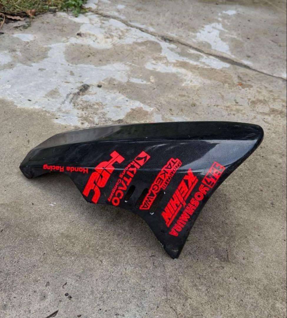 エイプ　50 100 CBX ワンオフ外装