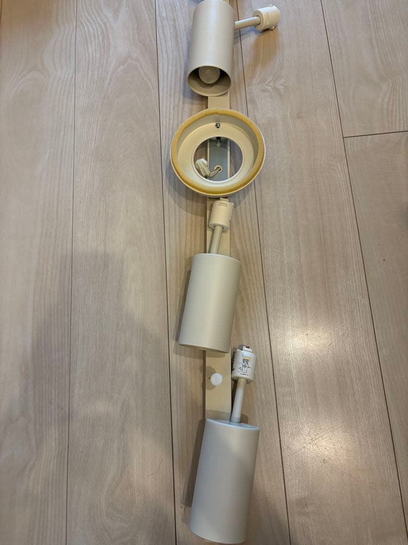 無印良品　LEDスポットライト　小ホワイト　取り扱い説明書、L EDライト付き