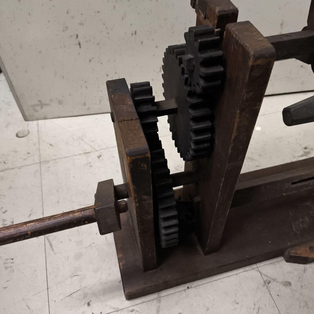 骨とう品★多分木工糸車★動作確認します★100年経っているかな？