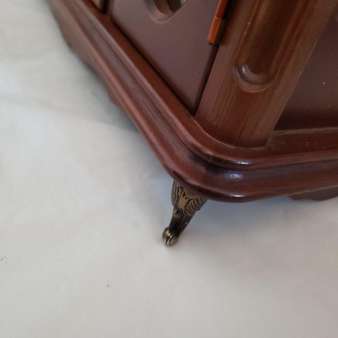 ミュージカルボックス　オルゴール付きアクセサリーケース　人形付き