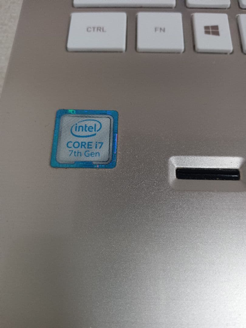 ⊇ dynabook PT85CGP-BJA2 16GB ストレージ無