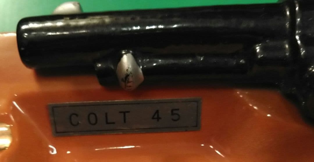 ヴィンテージCOLT45ピストル灰皿