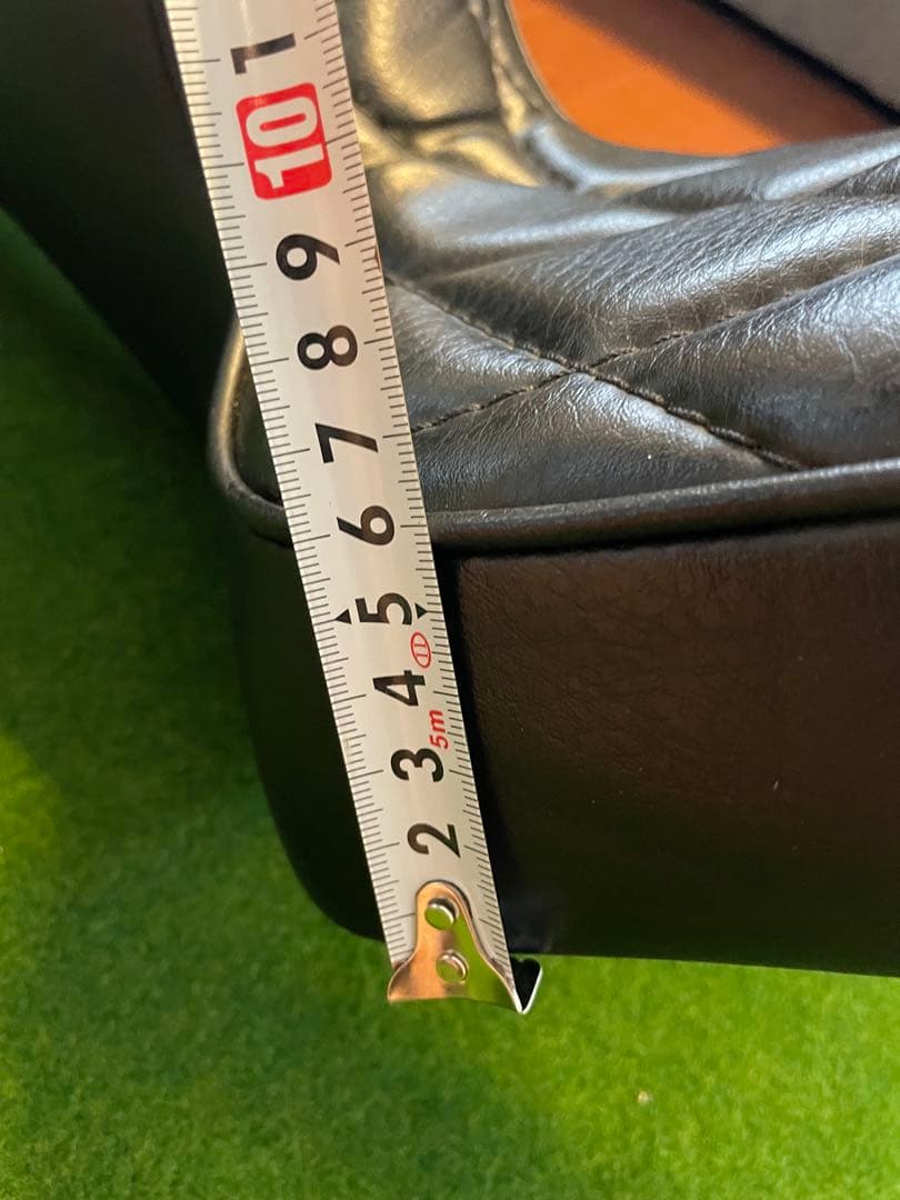 ハーレー　RAMBUTAN キンクイシート　合皮　4速フレーム リジッド