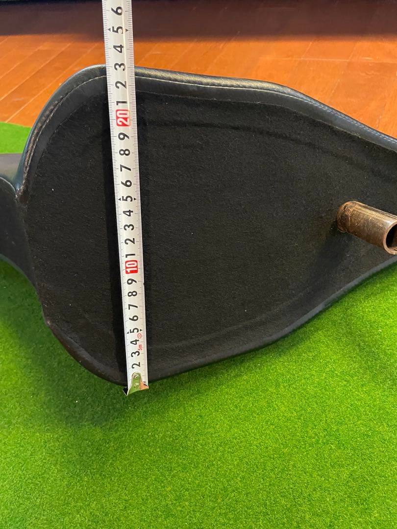 ハーレー　RAMBUTAN キンクイシート　合皮　4速フレーム リジッド