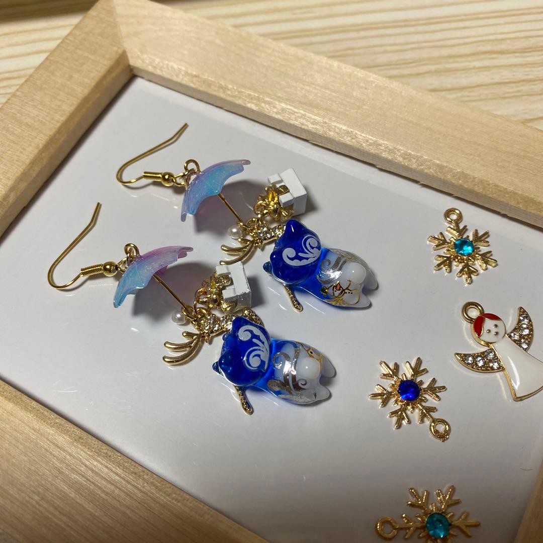 ☆プレゼントとXmas猫ちゃんピアス☆