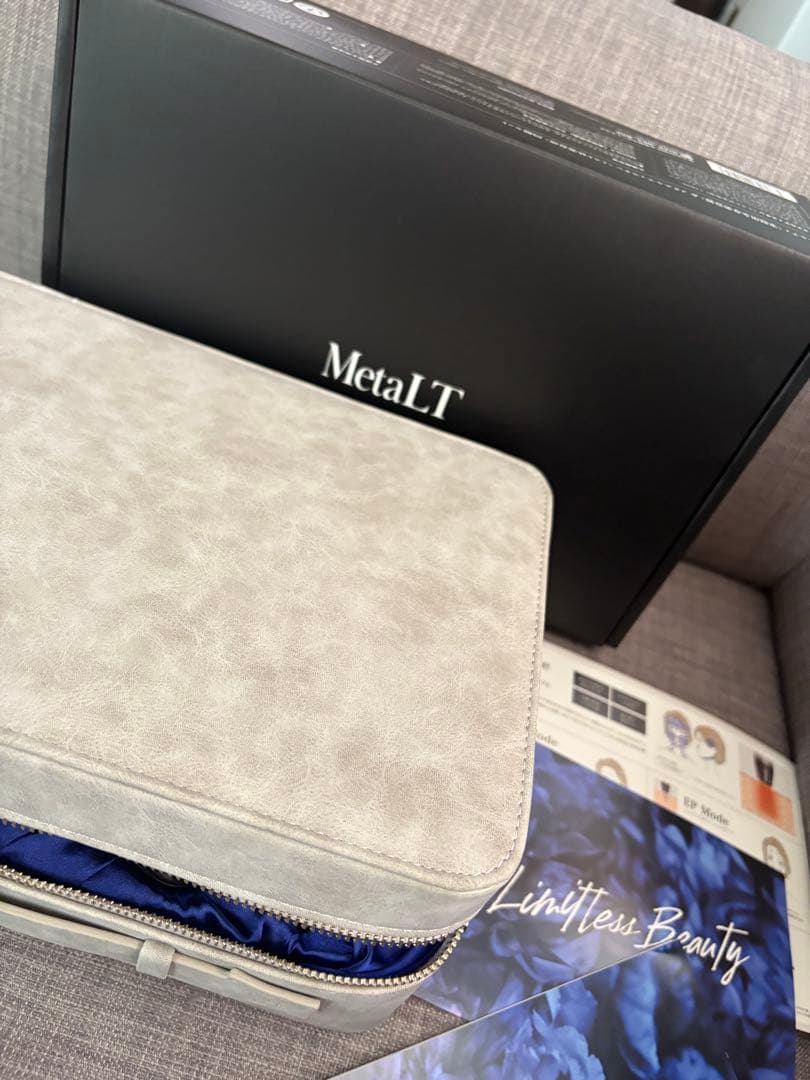 2025年10月購入＊LT 美顔器 専用ケース付き