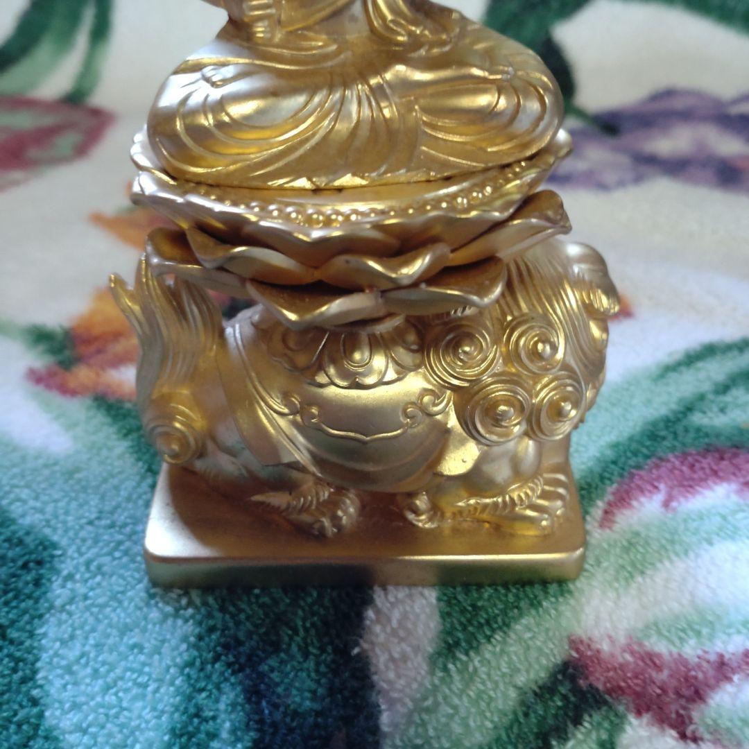 金メッキ　銅像　金では　ありません。