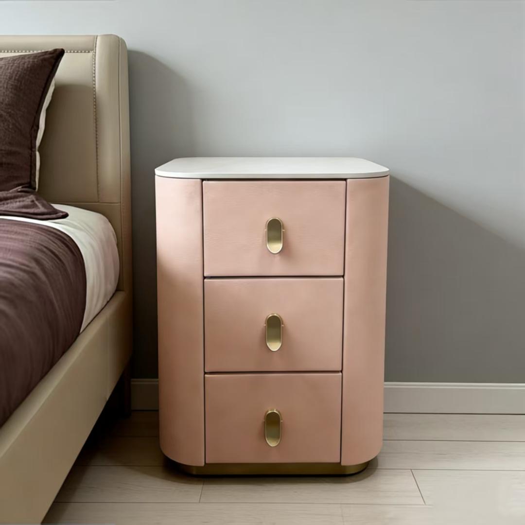 ピンク 3段チェスト レザー調 訳あり品　写真をご確認 TST02−01