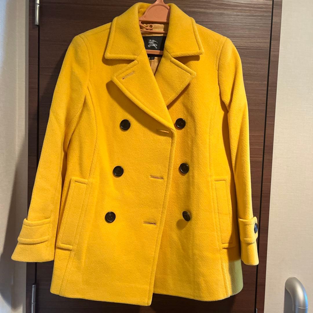 バーバリー厚手の黄色ダブルハーフコート