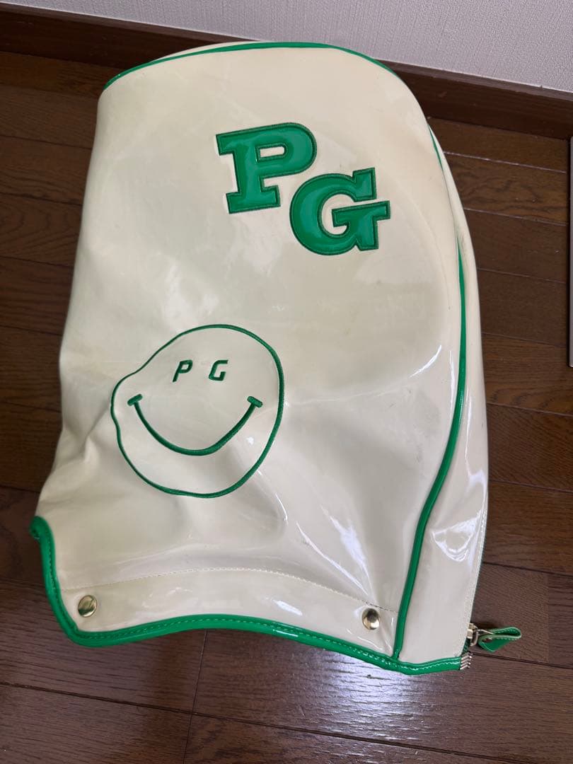 パーリーゲイツ　エナメルバッグ