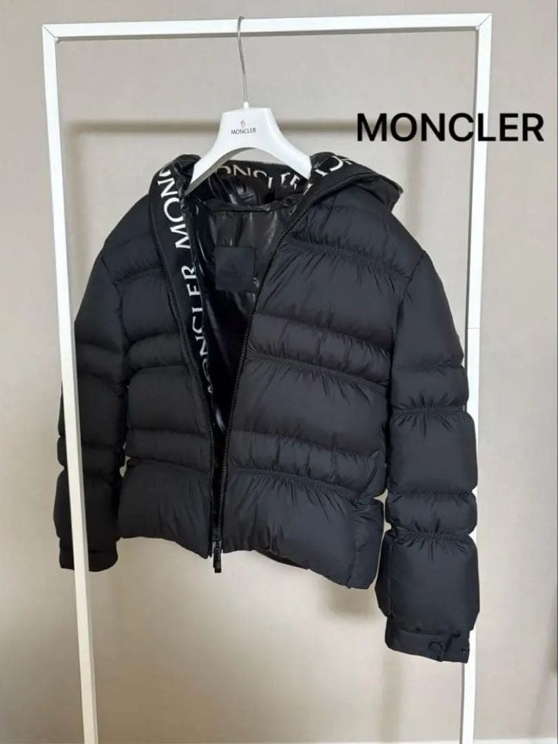 ★モンクレール　2023-24年　YSER　ブラック　サイズ0　超美品　正規品★