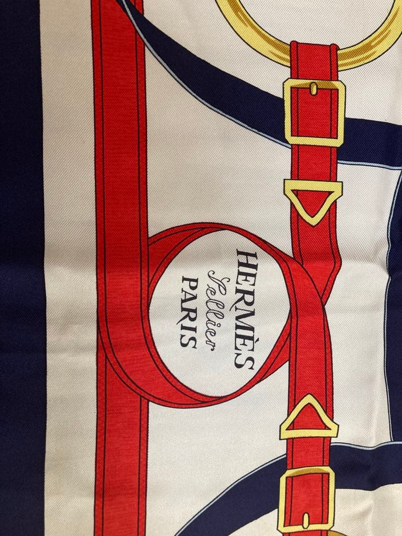 HERMES シルクスカーフ 馬具デザインのカレ（Carre）