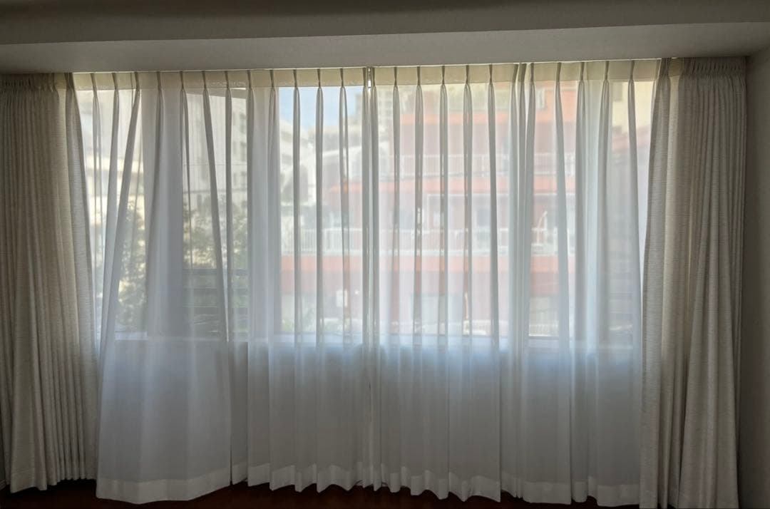 KEYUKA ホワイト プリーツカーテン　４枚セット