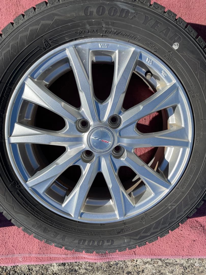 ✨185/60R15 スタッドレス✨アルミ付✨３本✨グッドイヤー✨4穴