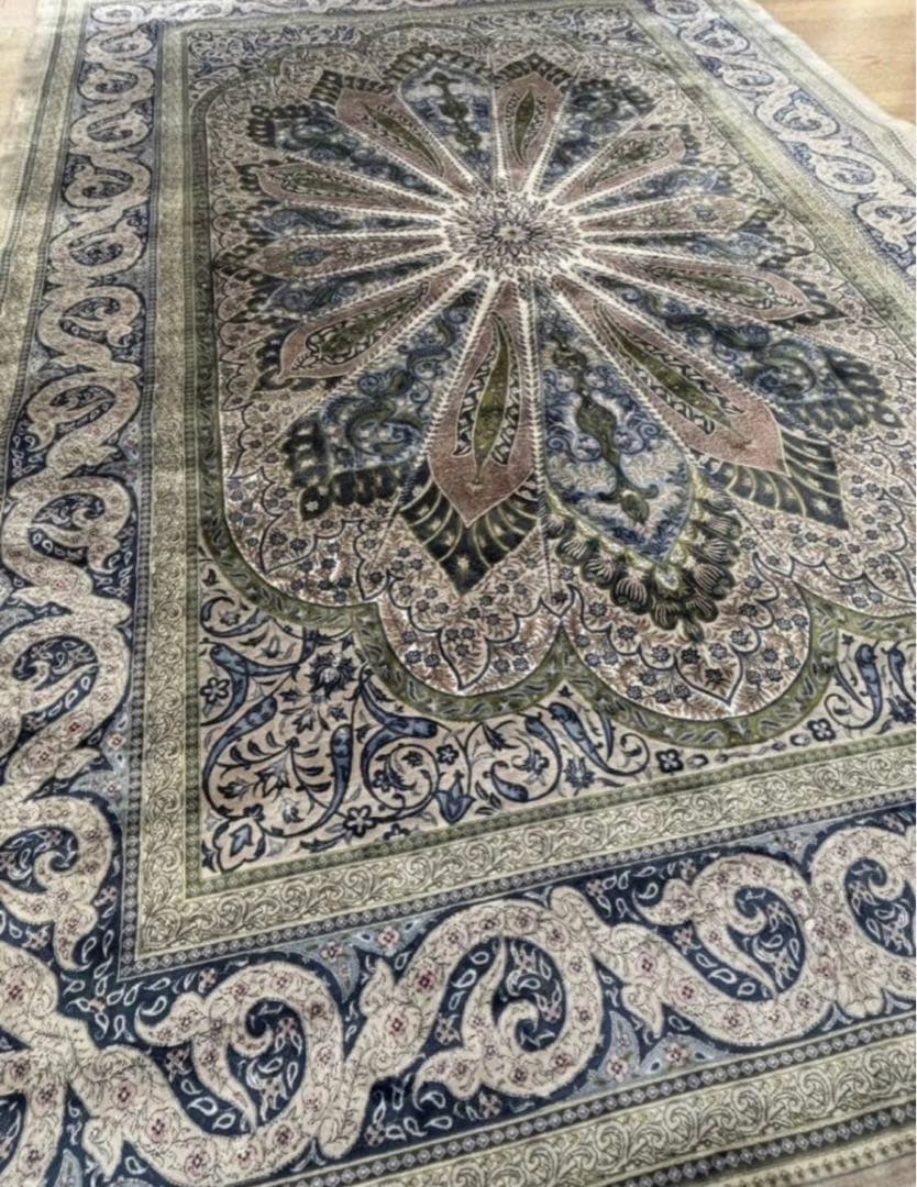 高級ペルシャ絨毯　イラン・クム産　総シルク　手織り　最高峰225万ノット#1